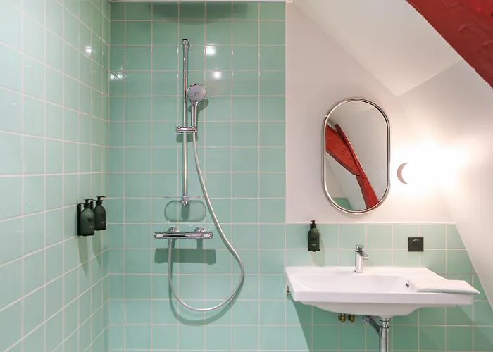 Mustard Vandrarhem Dijon